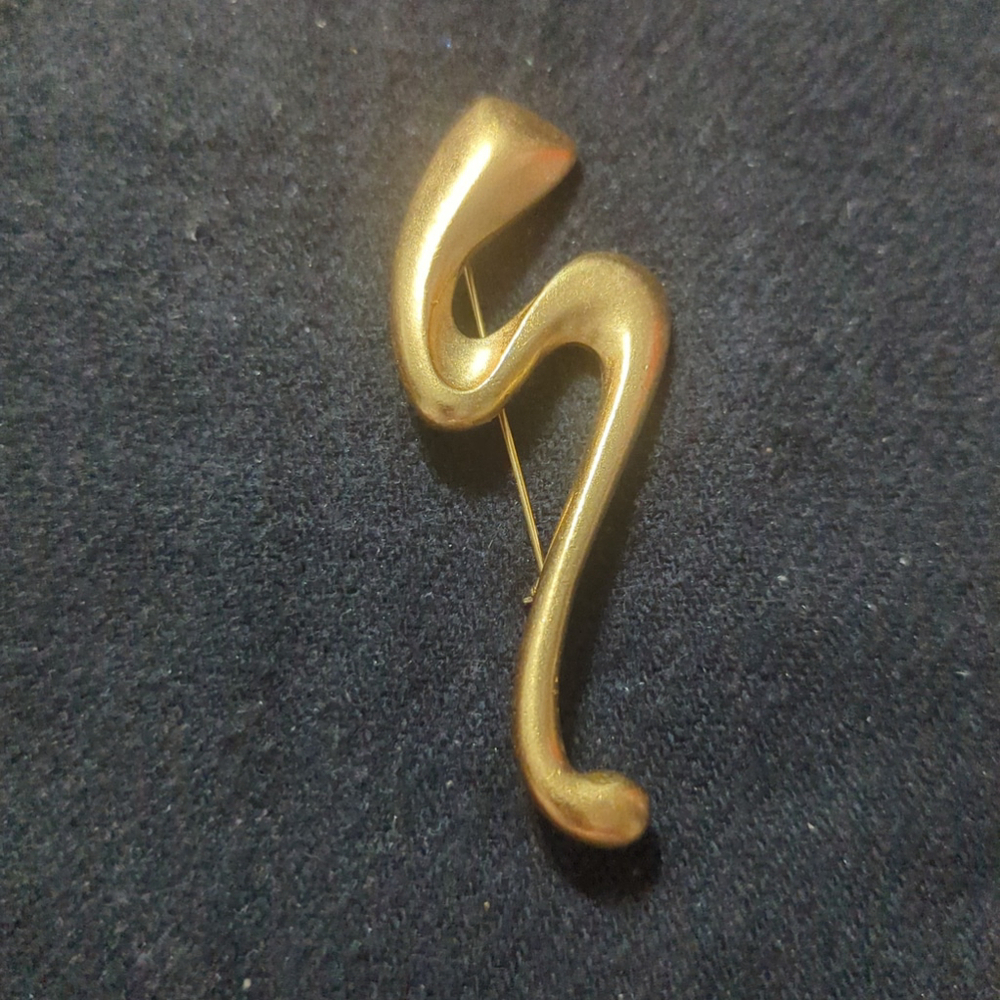 Vintage Gold Tone Carolee Modernist Swirl Statement Brooch Pin